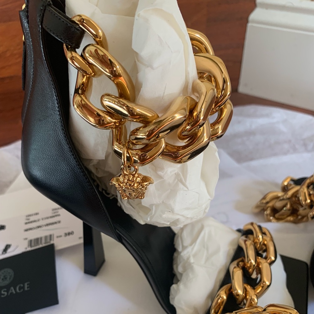 Gorgeous Versace Medusa Chain Heels Sandals - Picture 6 of 7